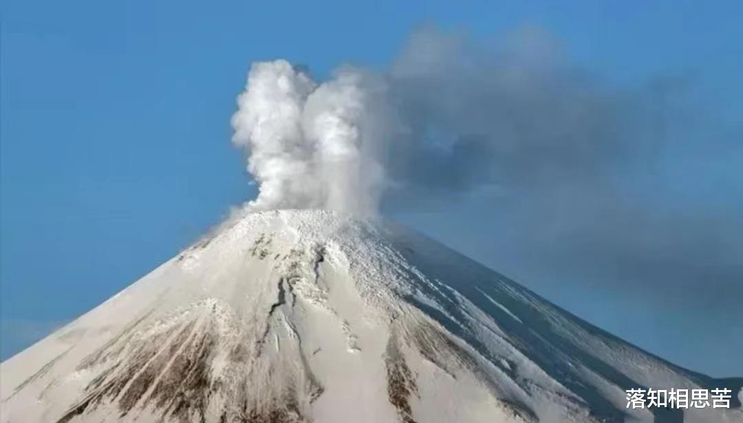 日本富士山喷发最新动态，影响及应对策略揭秘